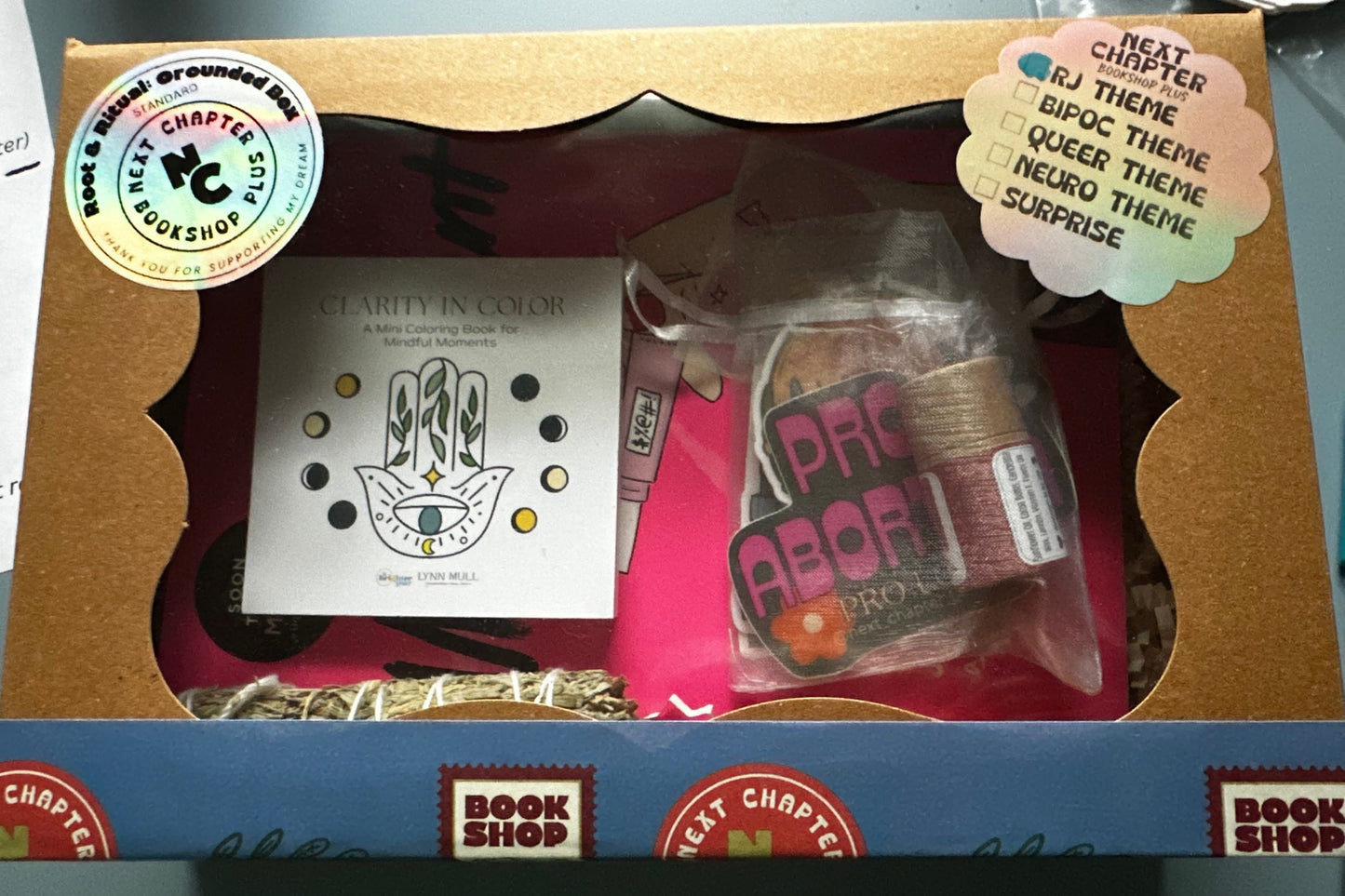 Blind Date with a book (box)