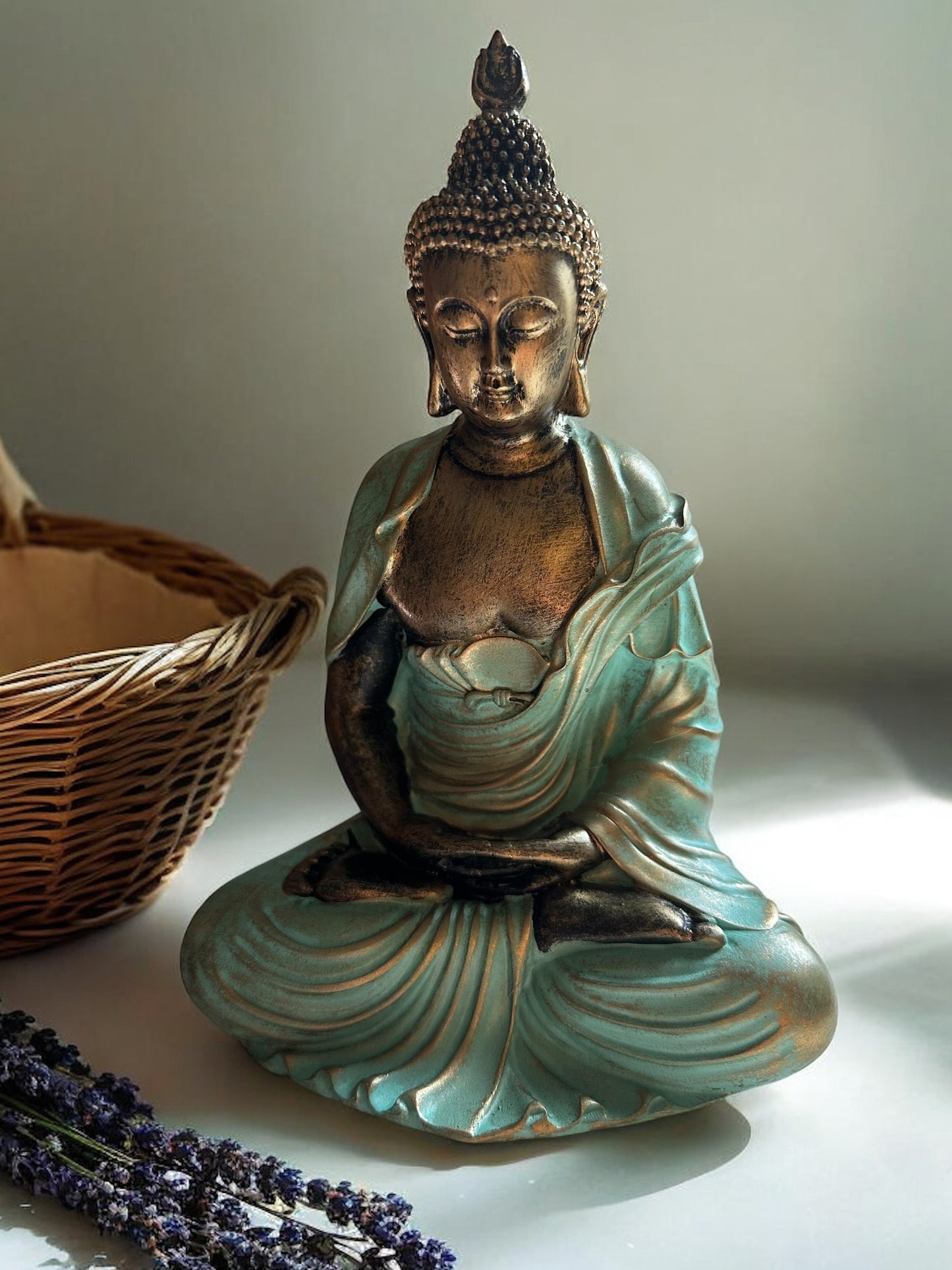 Sitting Buddha Statue